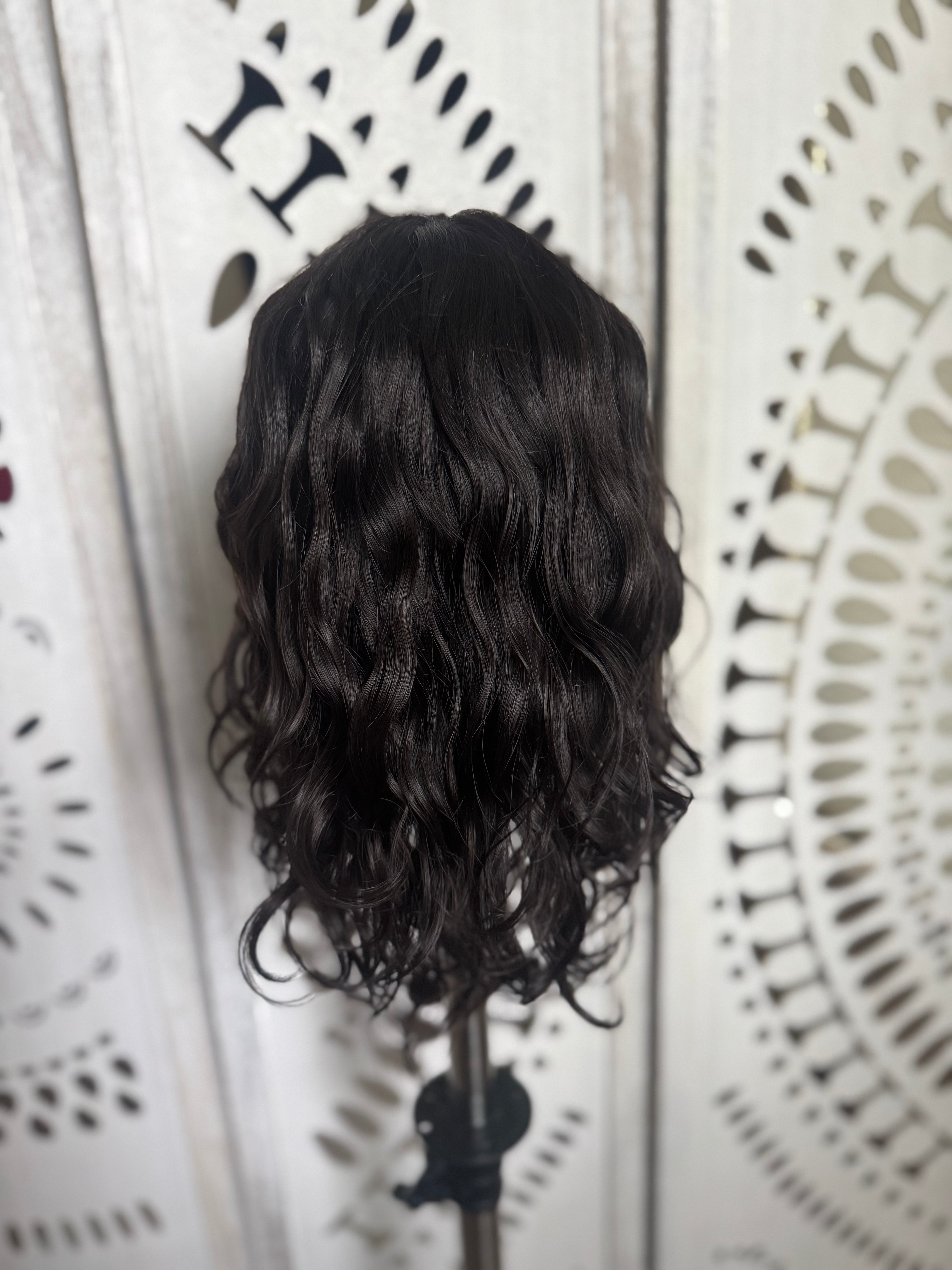 "Cari" 8x8 Wavy Topper