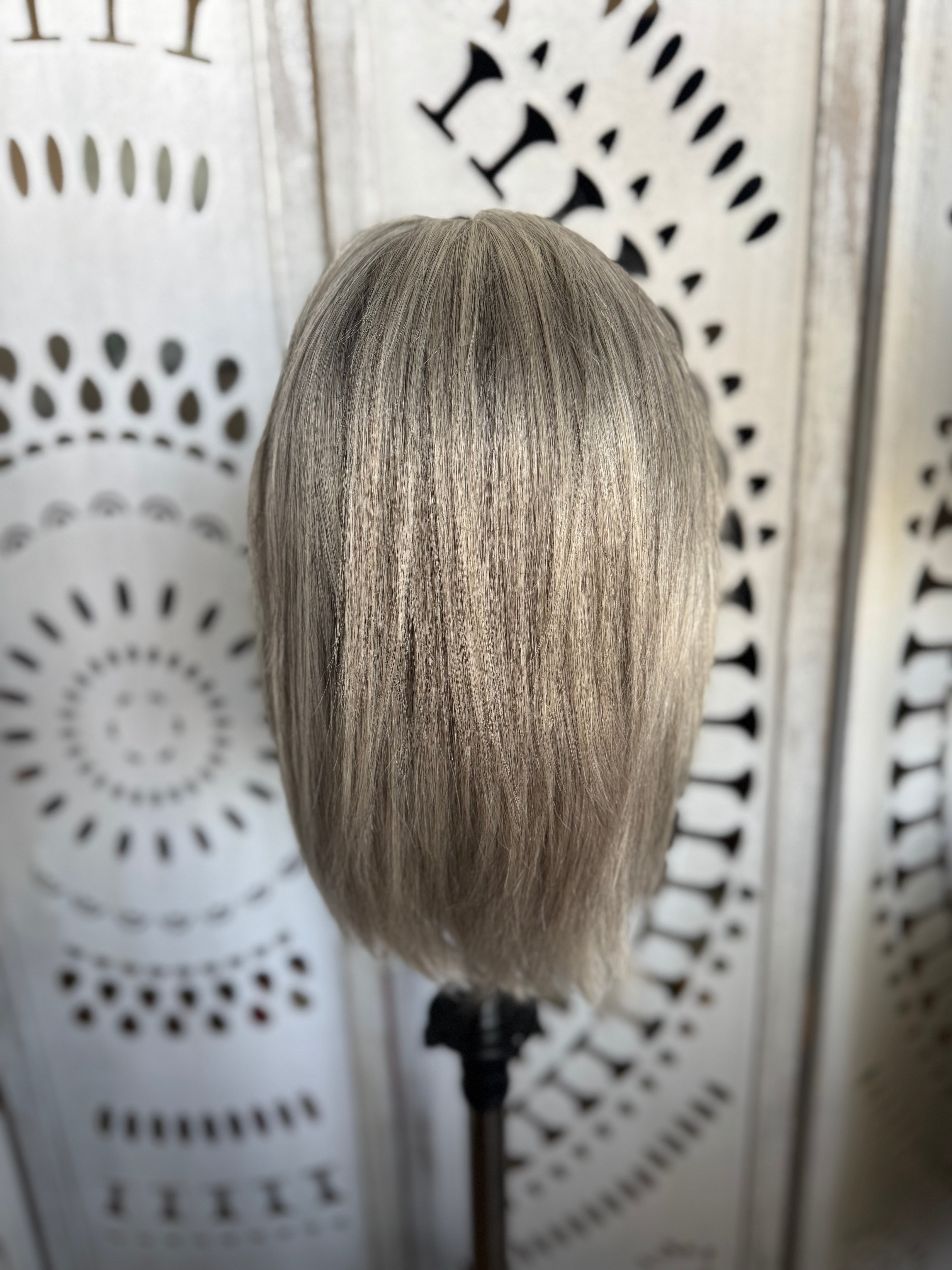 "Astrid" Lace Top Wig (M)