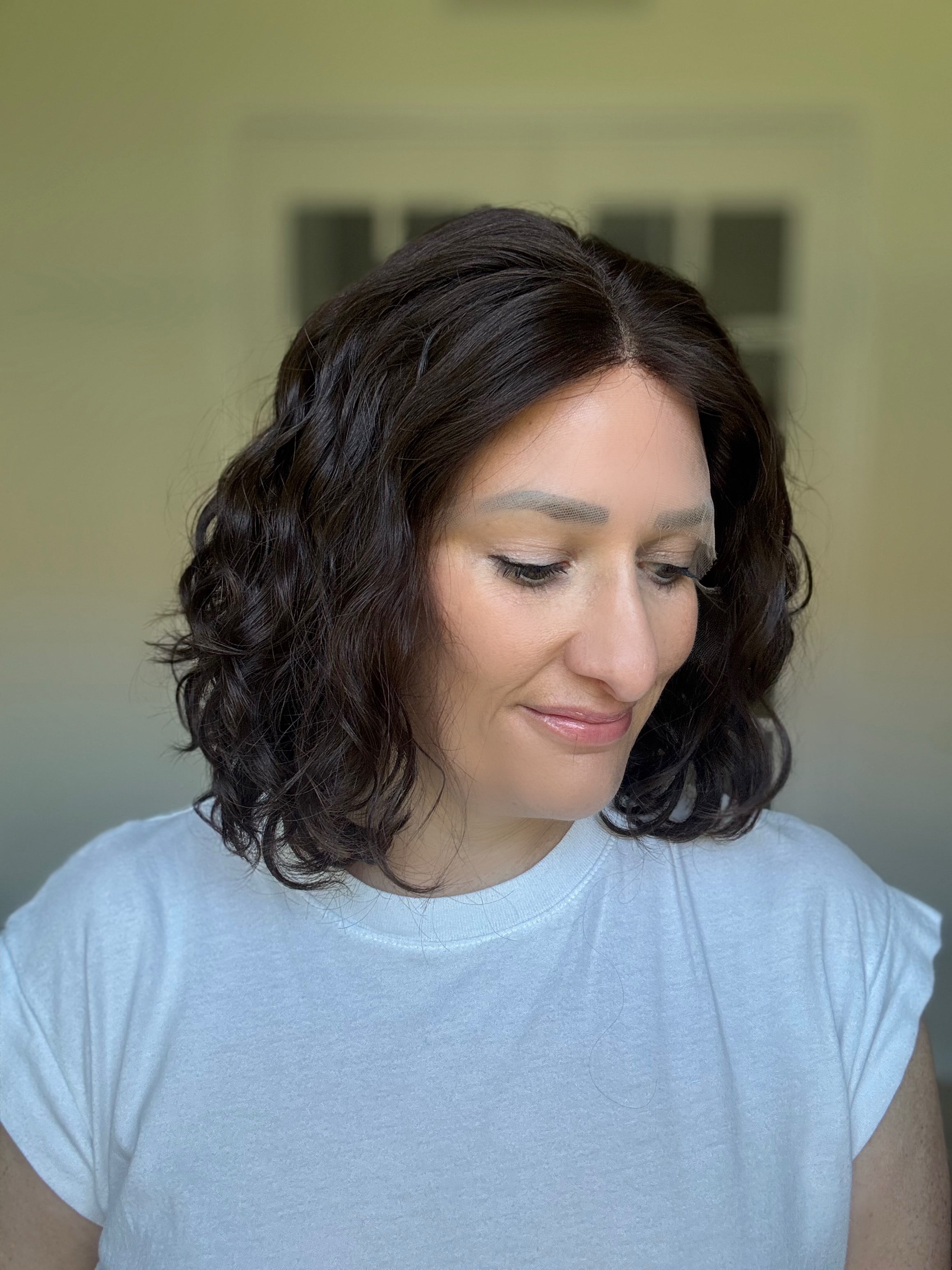 "Isla" Curly Lace Top Wig (S)