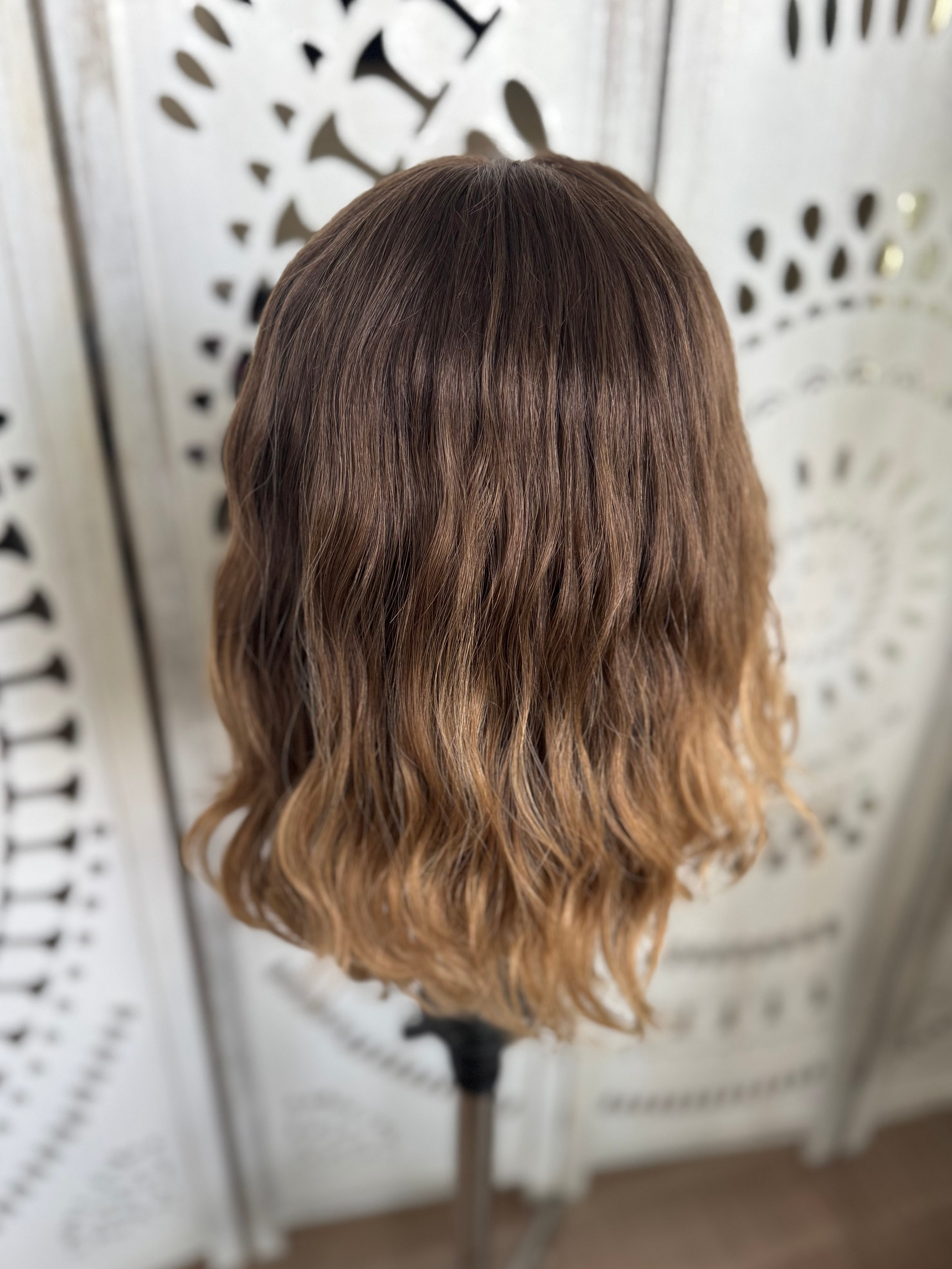 "Juniper" Wavy Lace Top Wig (S)