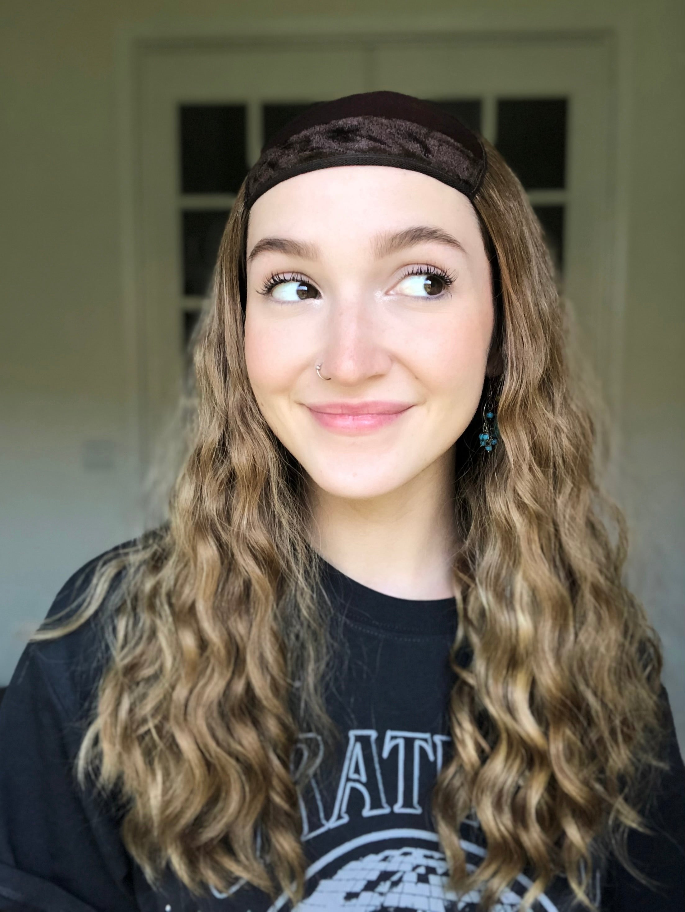 "Marina" Curly Hat Wig (S)