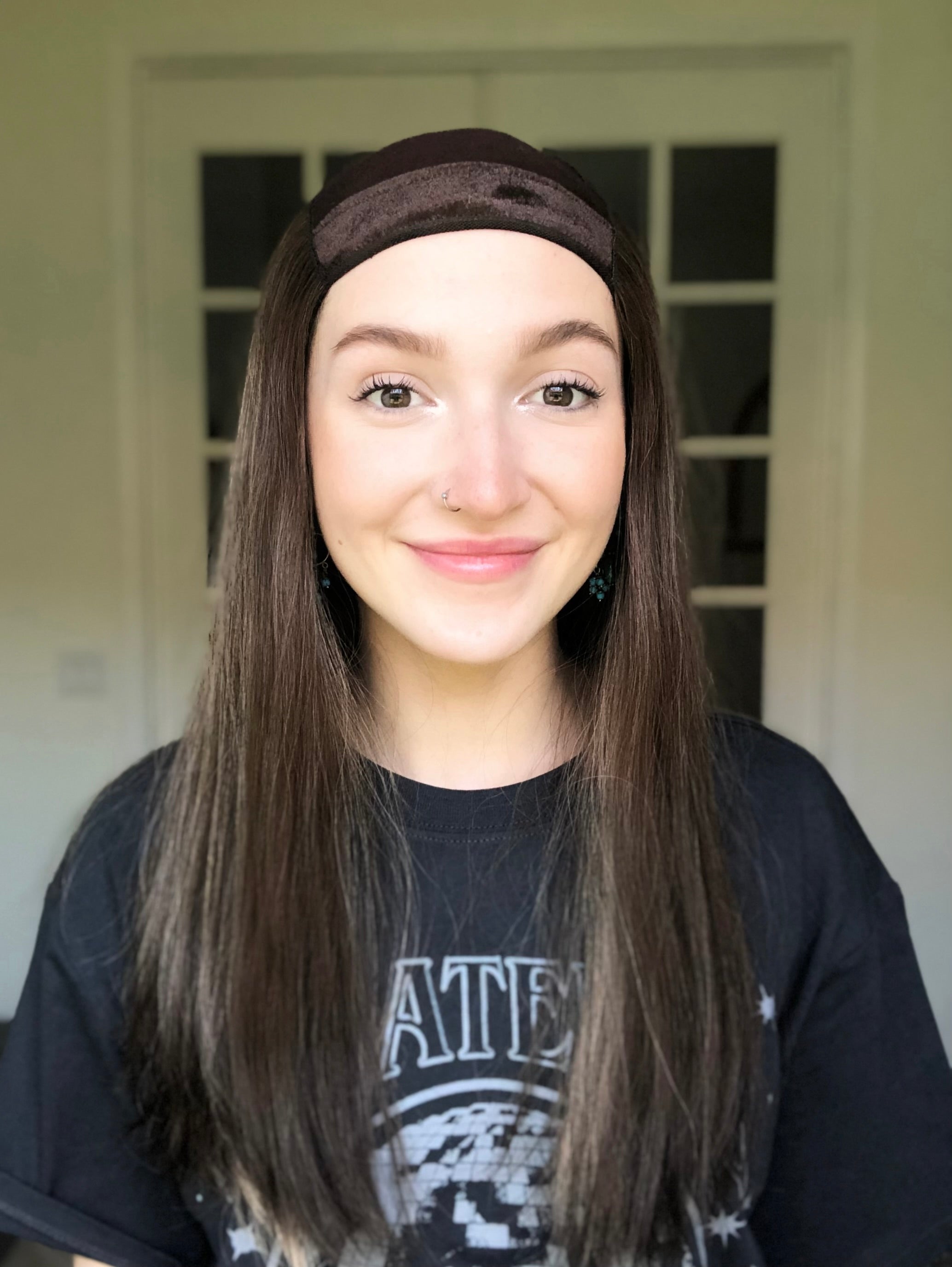 "Jennifer" Hat Wig (M)