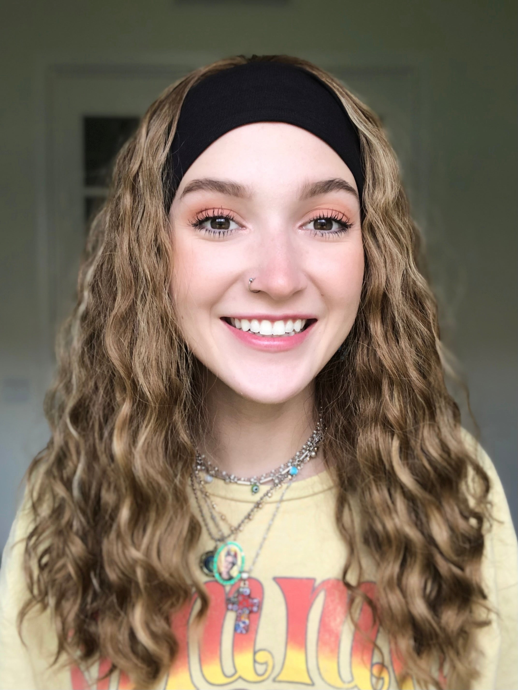 "Jenna" Curly Bandfall Wig (M)