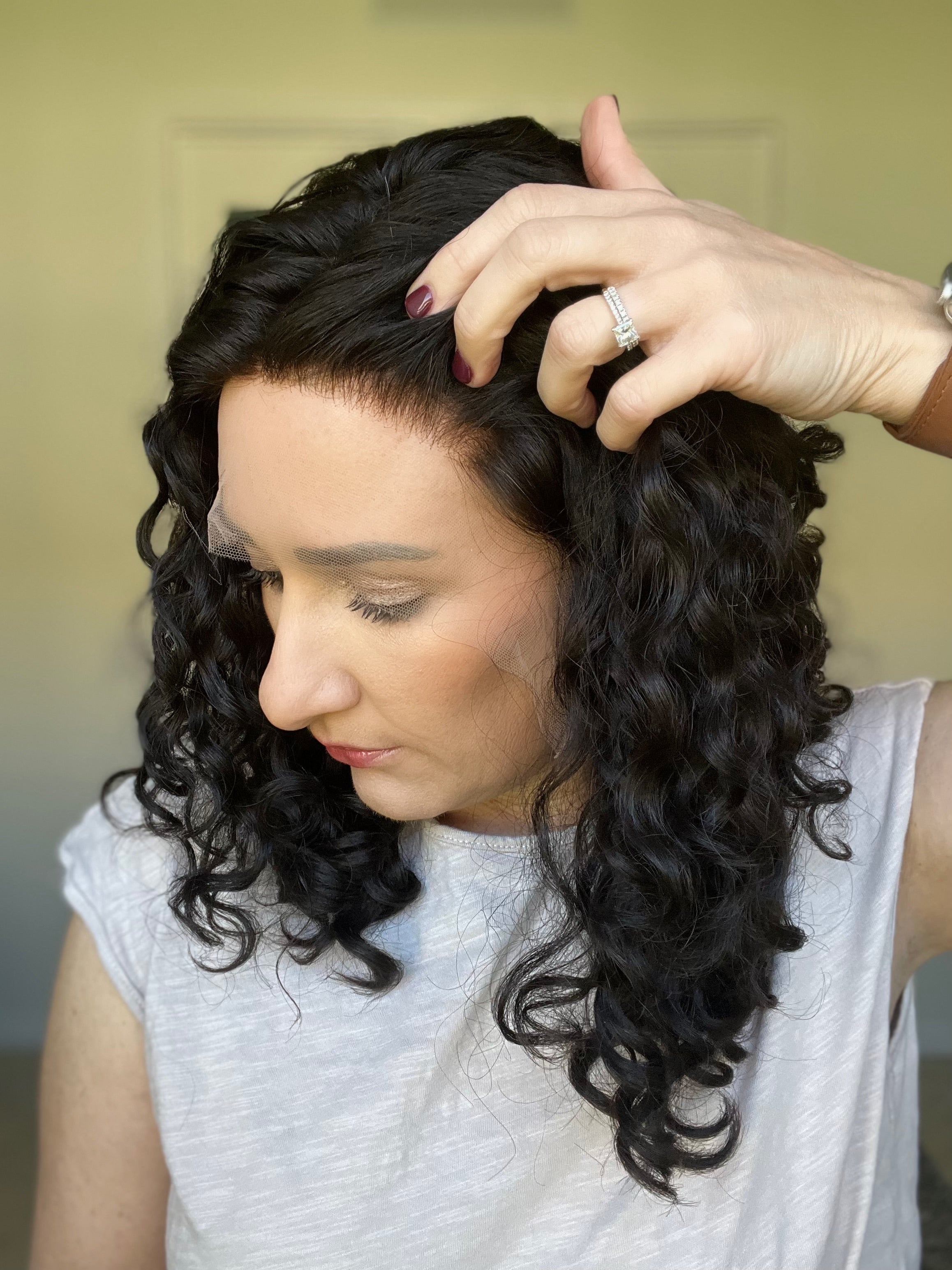 "Cari Curly Lace Top Wig (S)