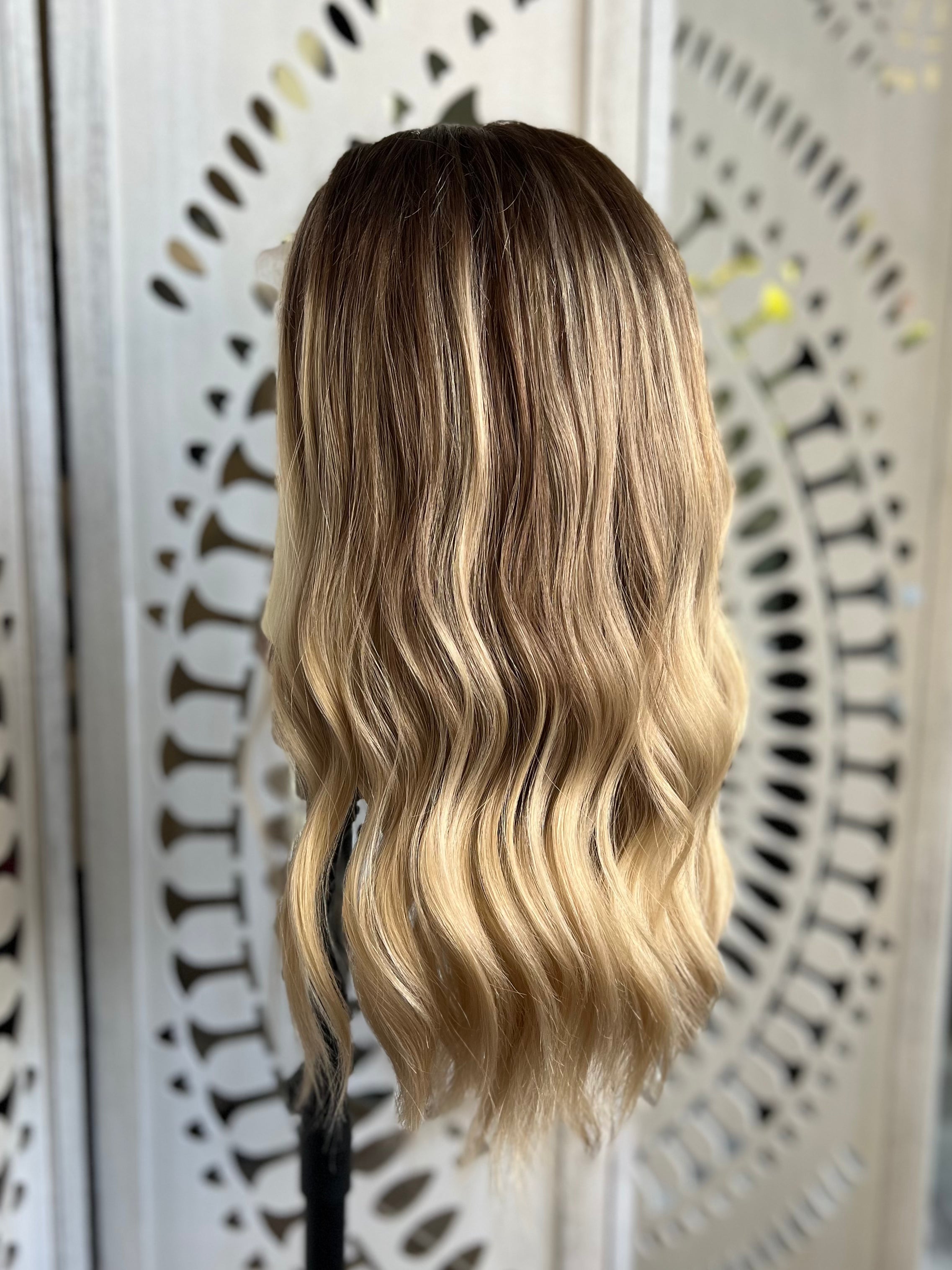 "Lucia" Lace Top Wig (M)