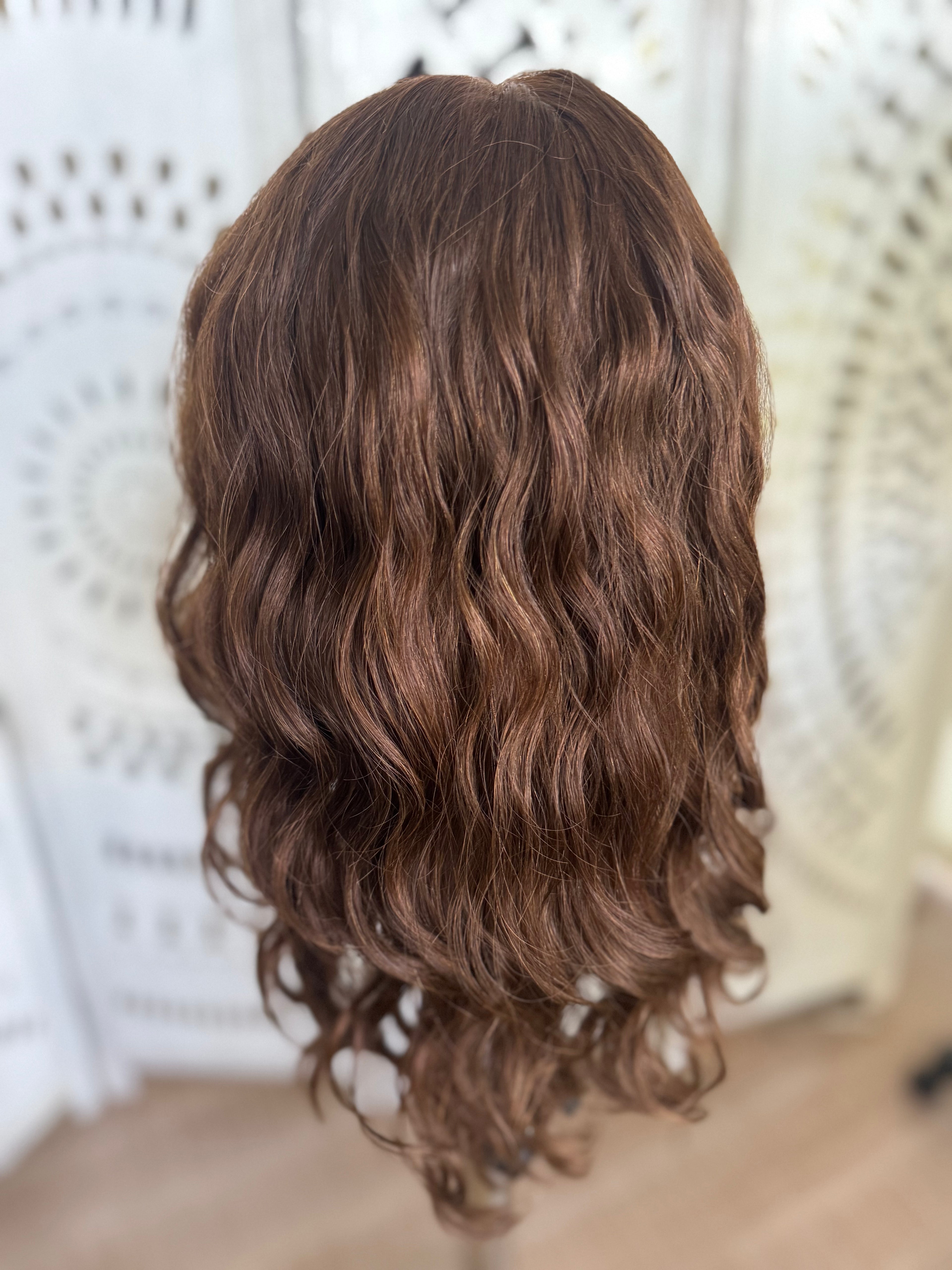 "Alma" Wavy 7x7 Topper