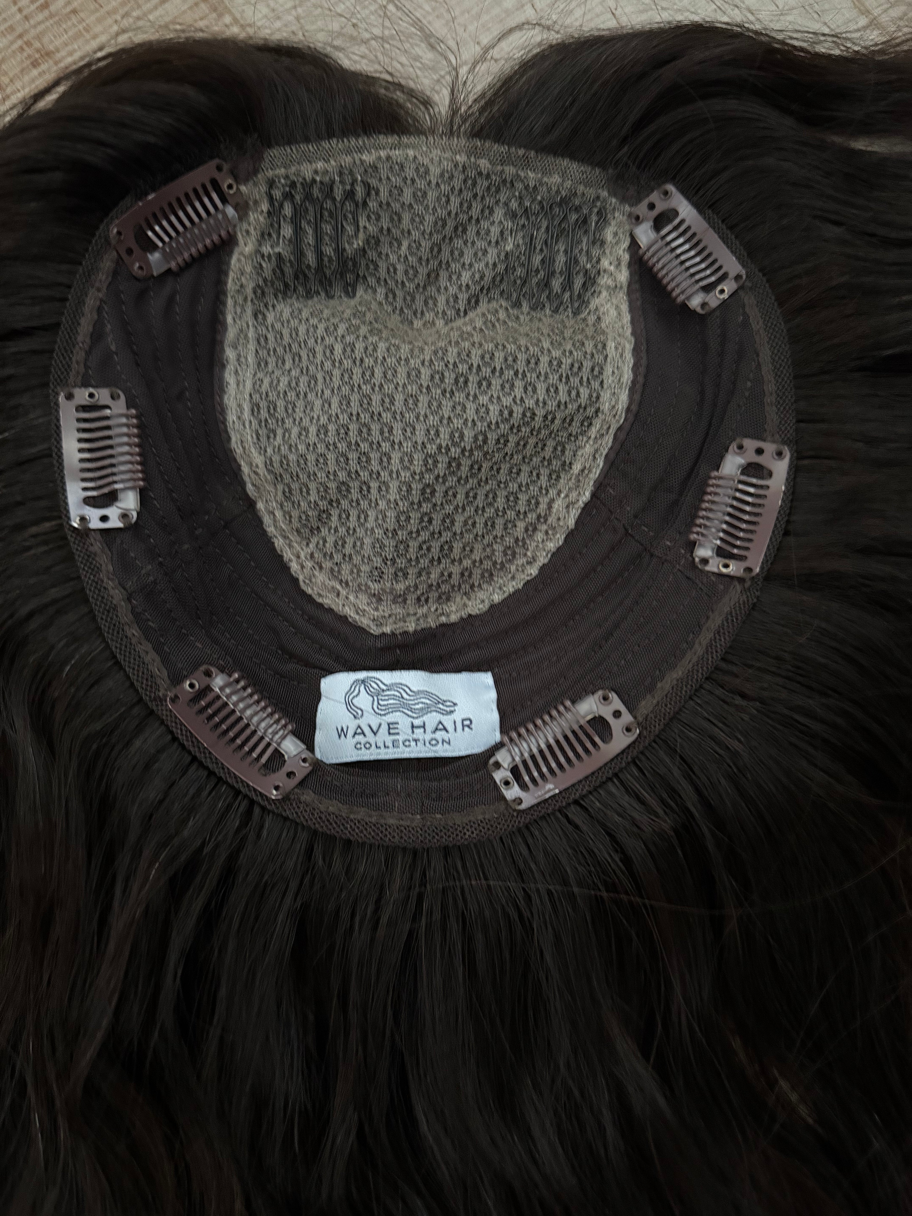 "Beryl" 8x8 Wavy Topper