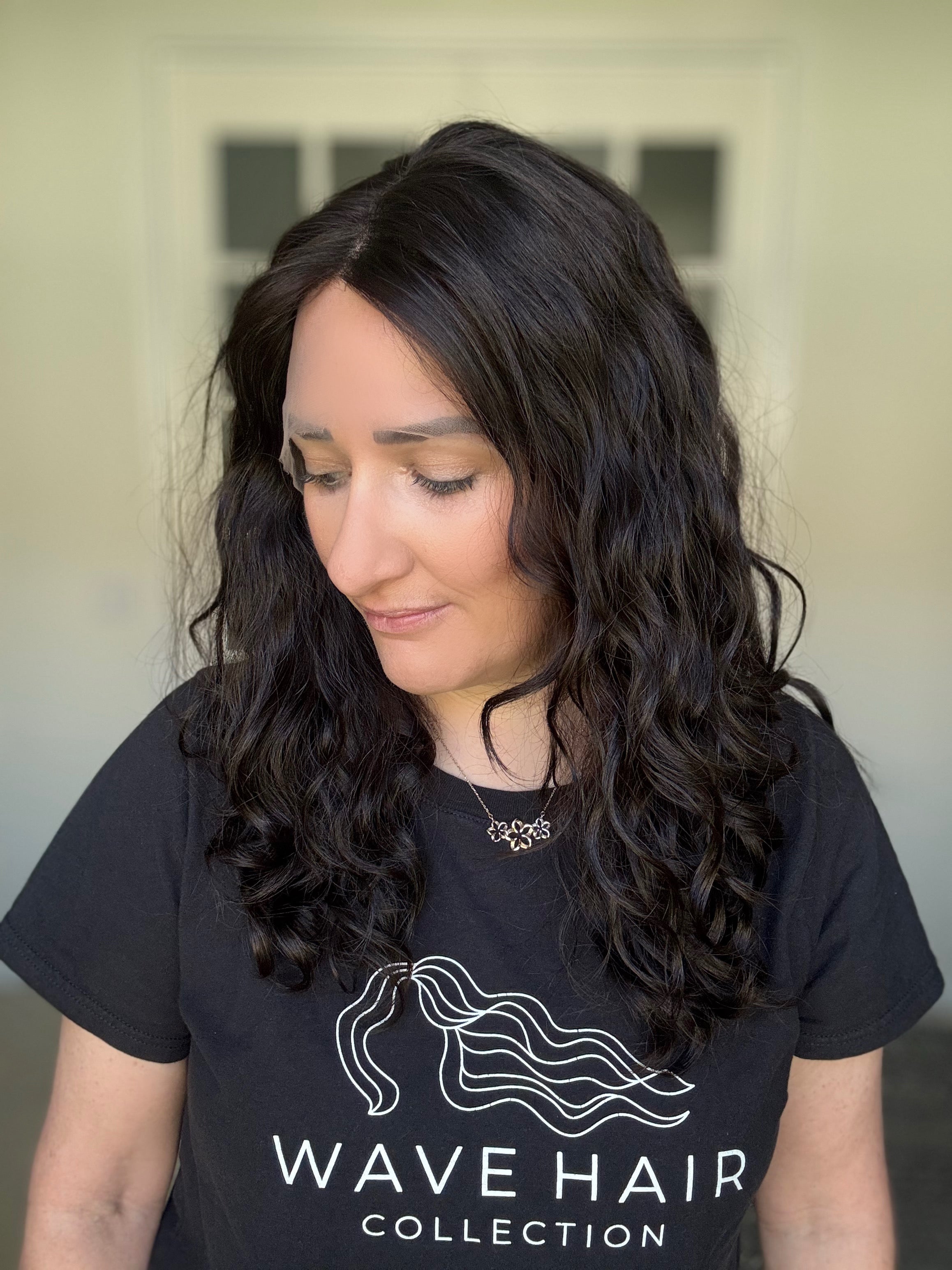 &quot;Lana&quot; Wavy Lace Top Wig (M)