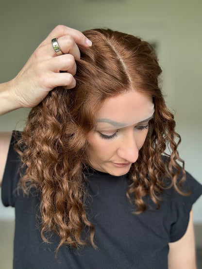 &quot;Rhea&quot; Curly Lace Top Wig (M)