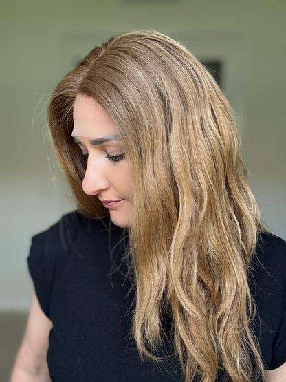 &quot;Dylan&quot; Wavy Lace Top Wig (XS/S)