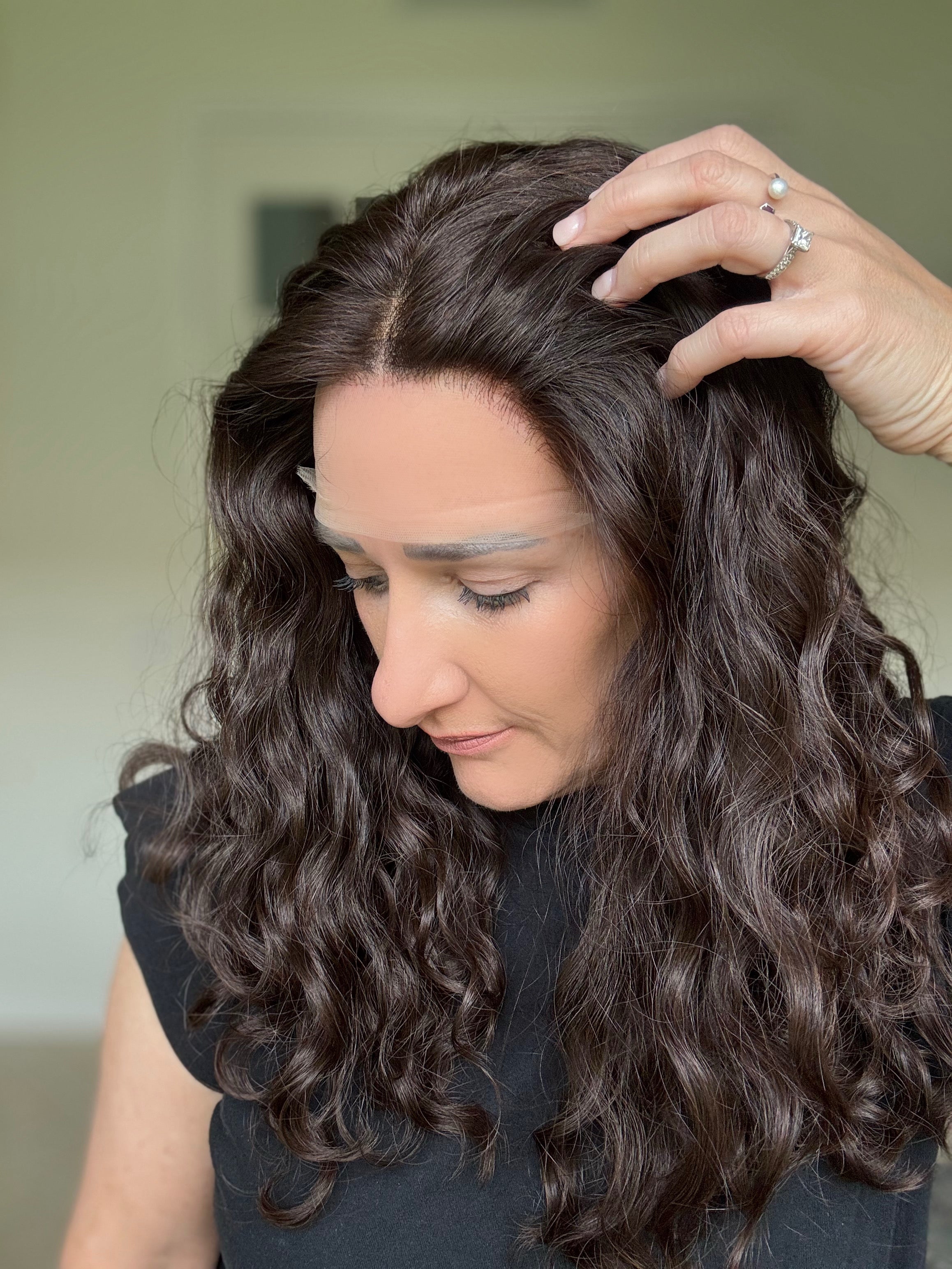 &quot;Kelda&quot; Curly Lace Top Wig (M)