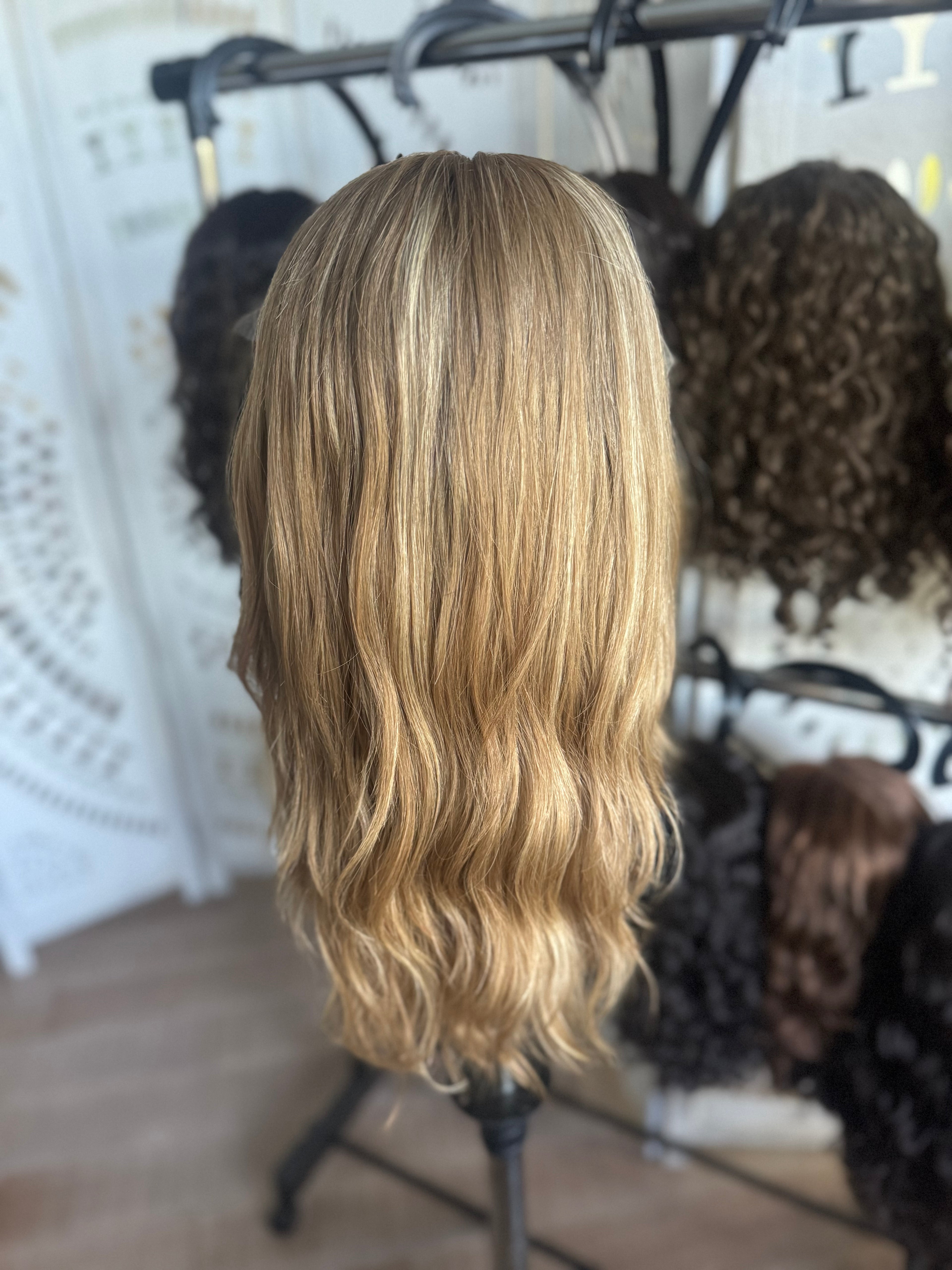 &quot;Dylan&quot; Wavy Lace Top Wig (XS/S)