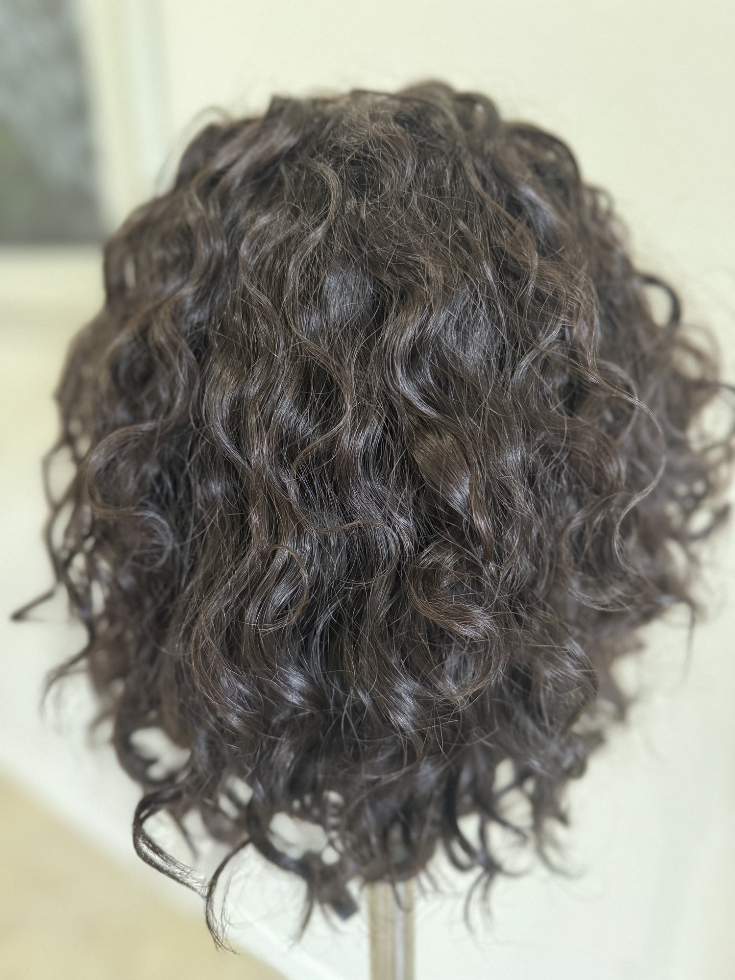 &quot;Kelda&quot; Curly Lace Top Wig (M)