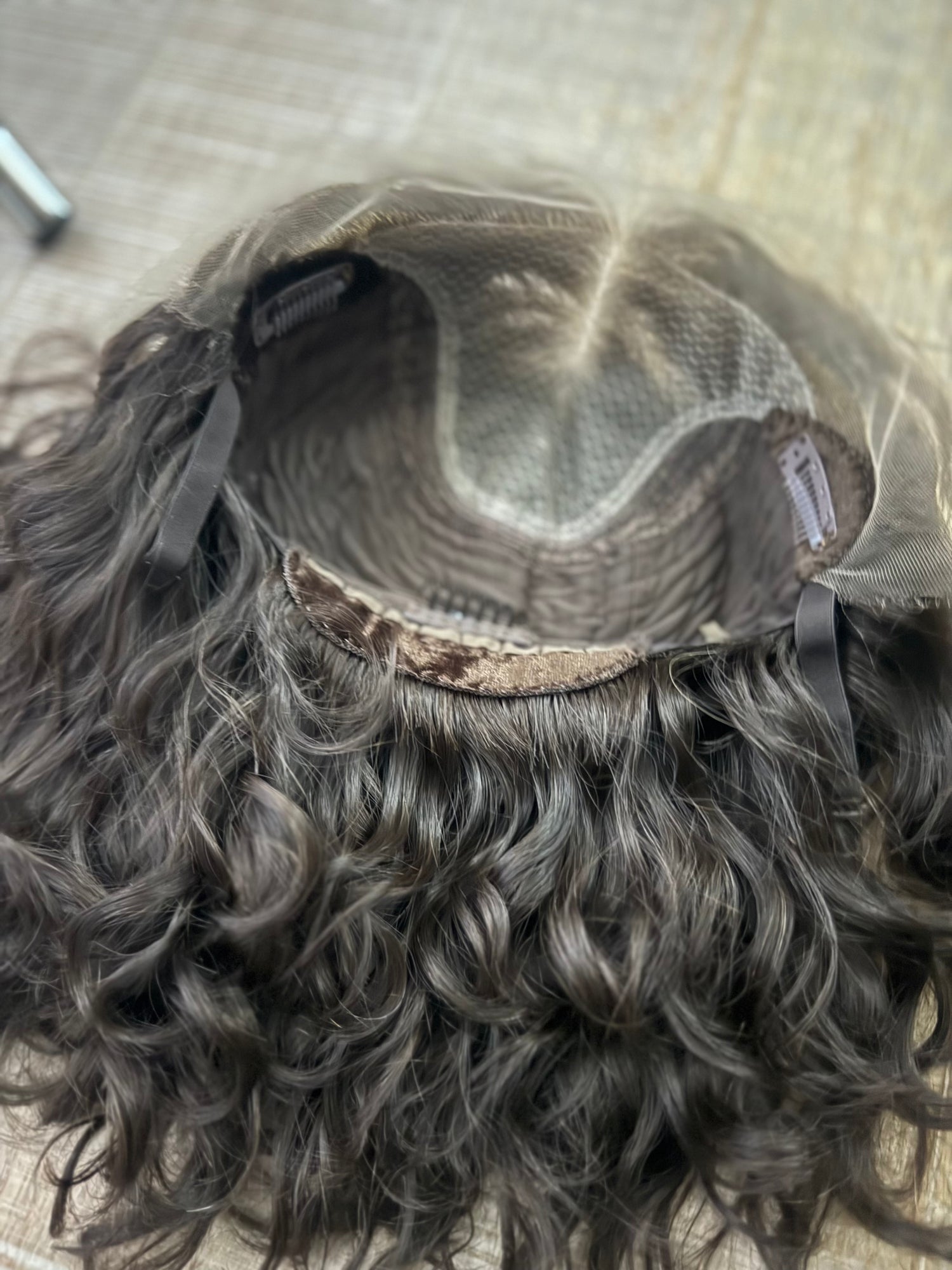 &quot;Isla&quot; Curly Lace Top Wig (S)