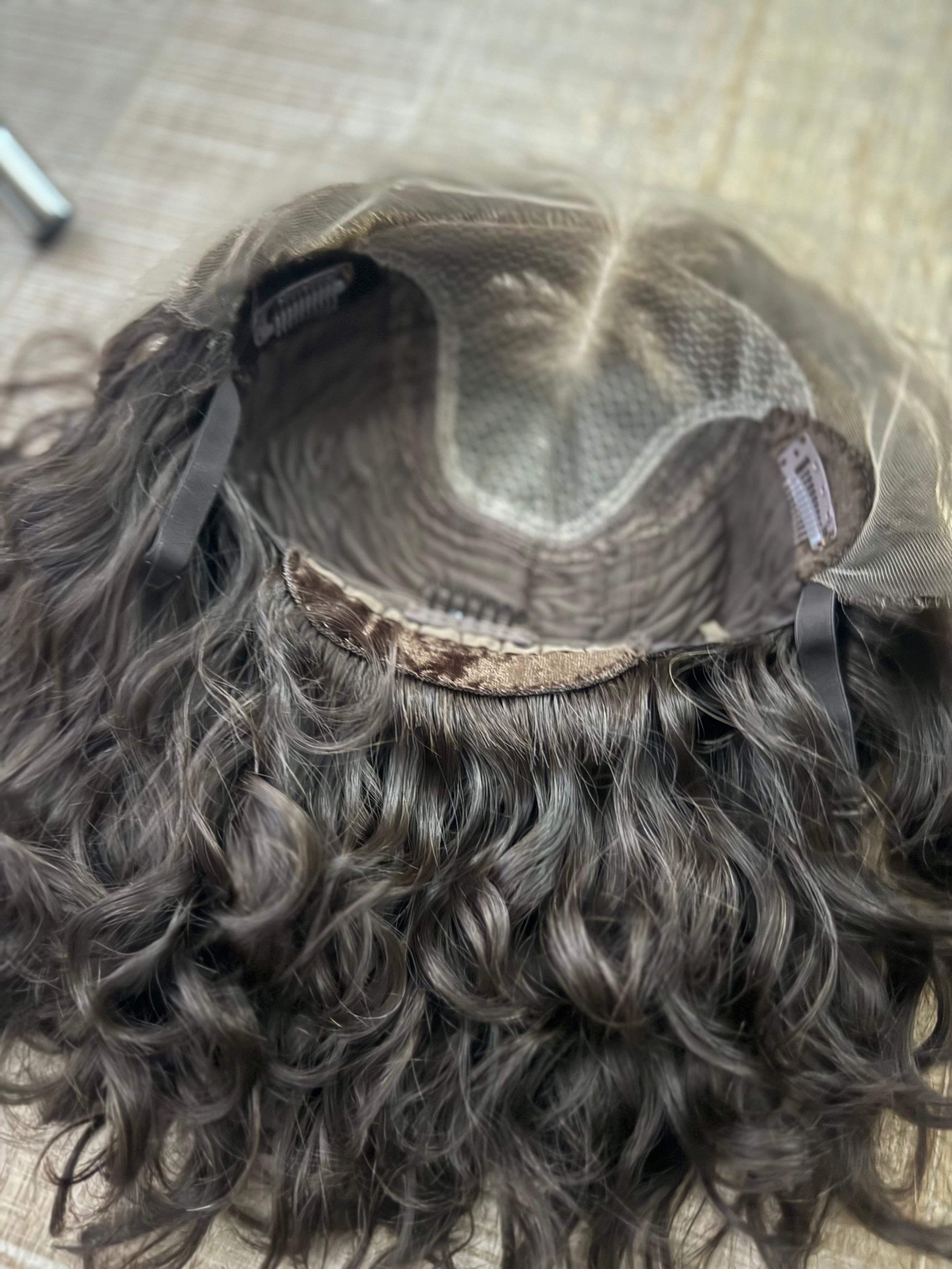 &quot;Isla&quot; Curly Lace Top Wig (S)