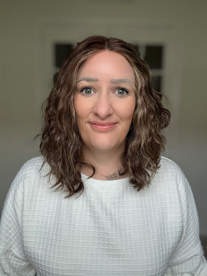 &quot;Wren&quot; Wavy Lace Top Wig (S)