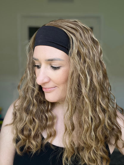 &quot;Jenna&quot; Curly Bandfall Wig (M)