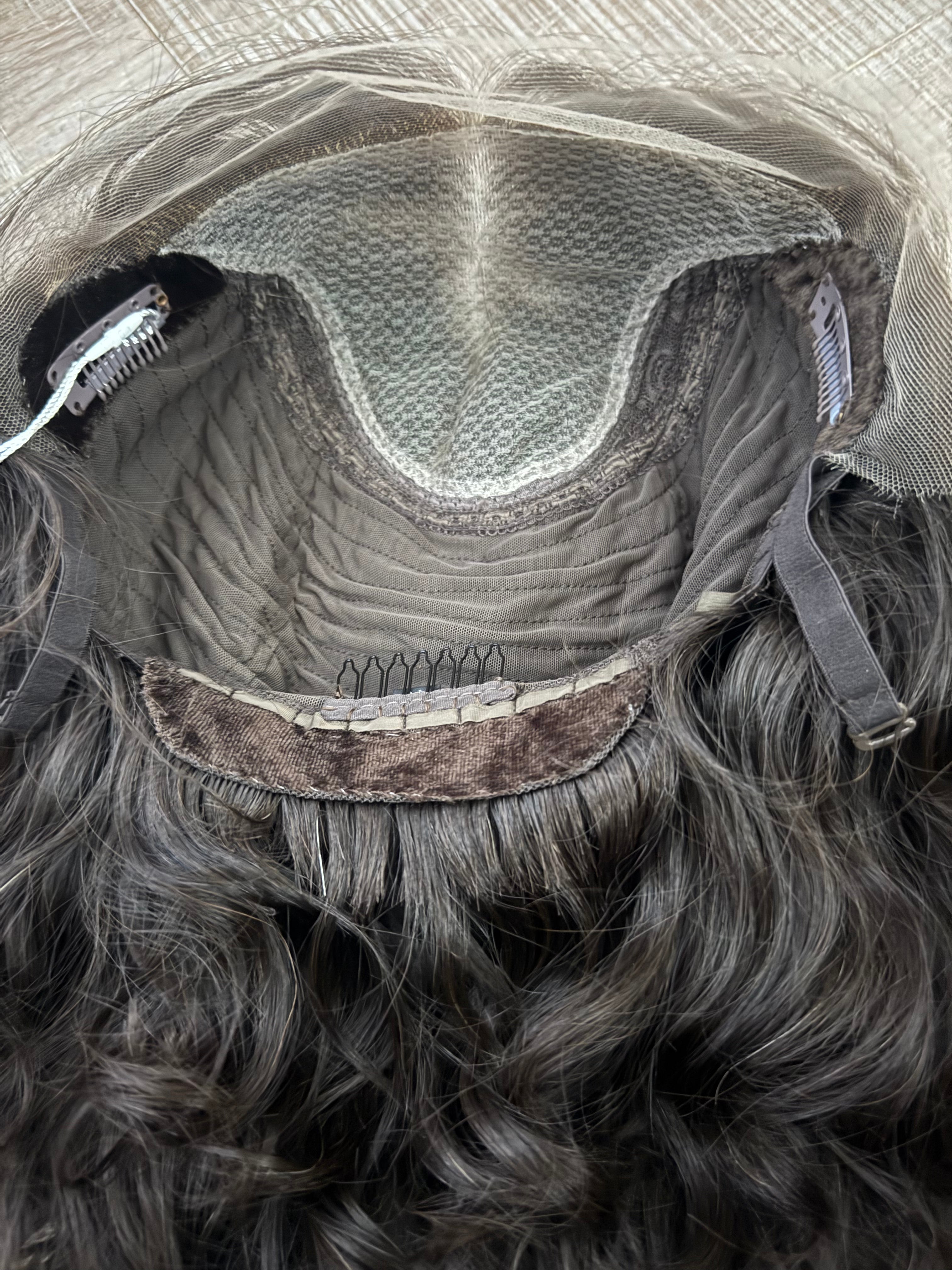 &quot;Isla&quot; Wavy Lace Top Wig (M)